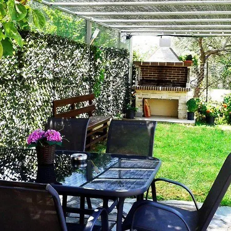 House Diakos