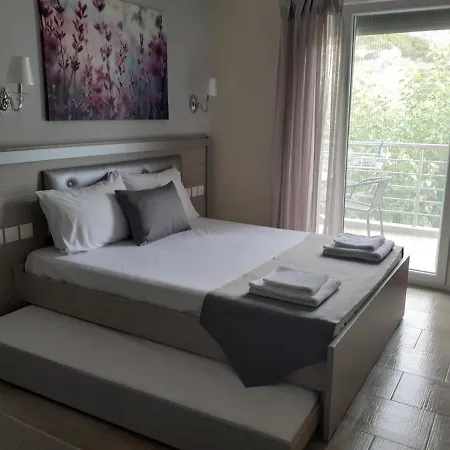 Lägenhet House Diakos